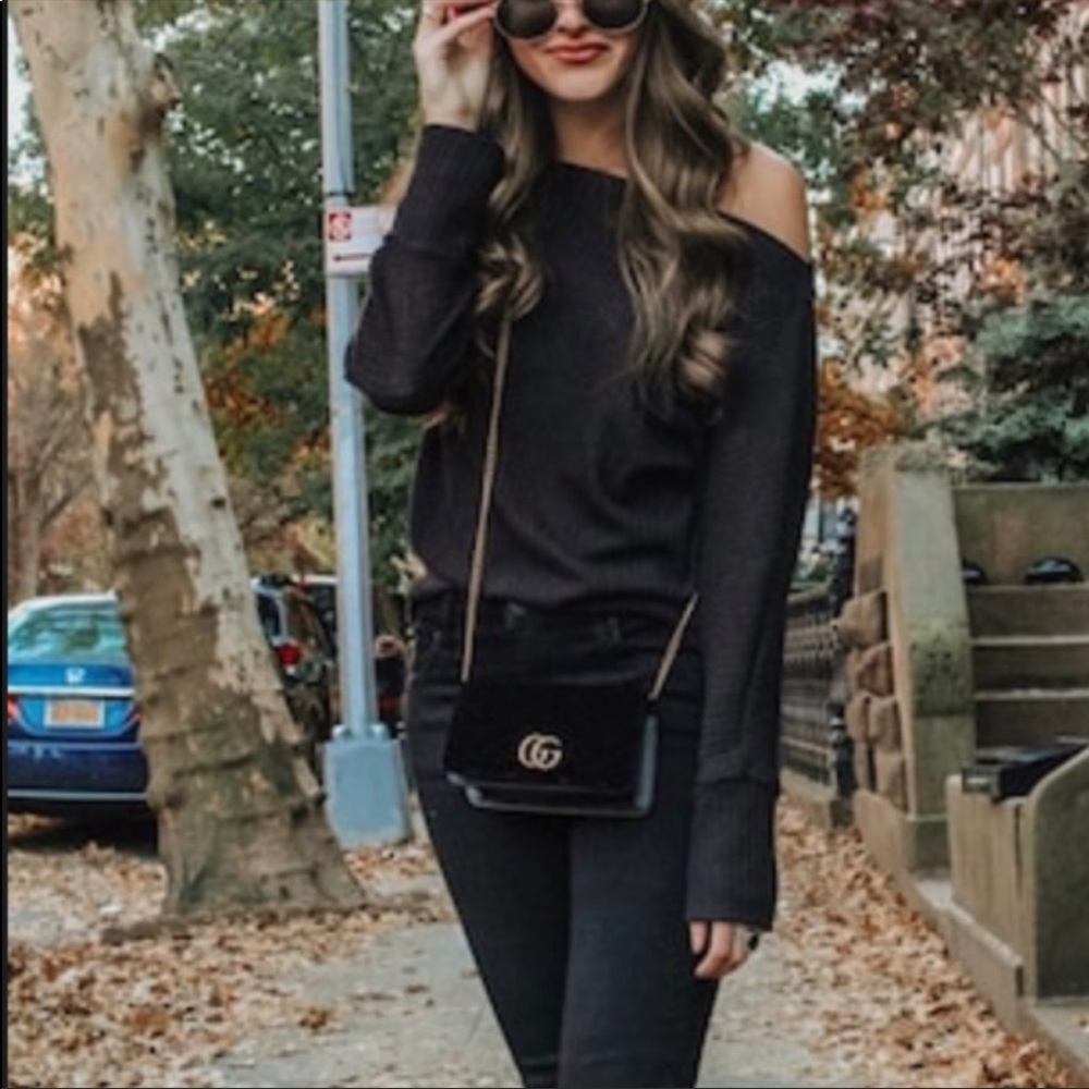 Long sleeve off shoulder knit top black - Picture 3 of 5